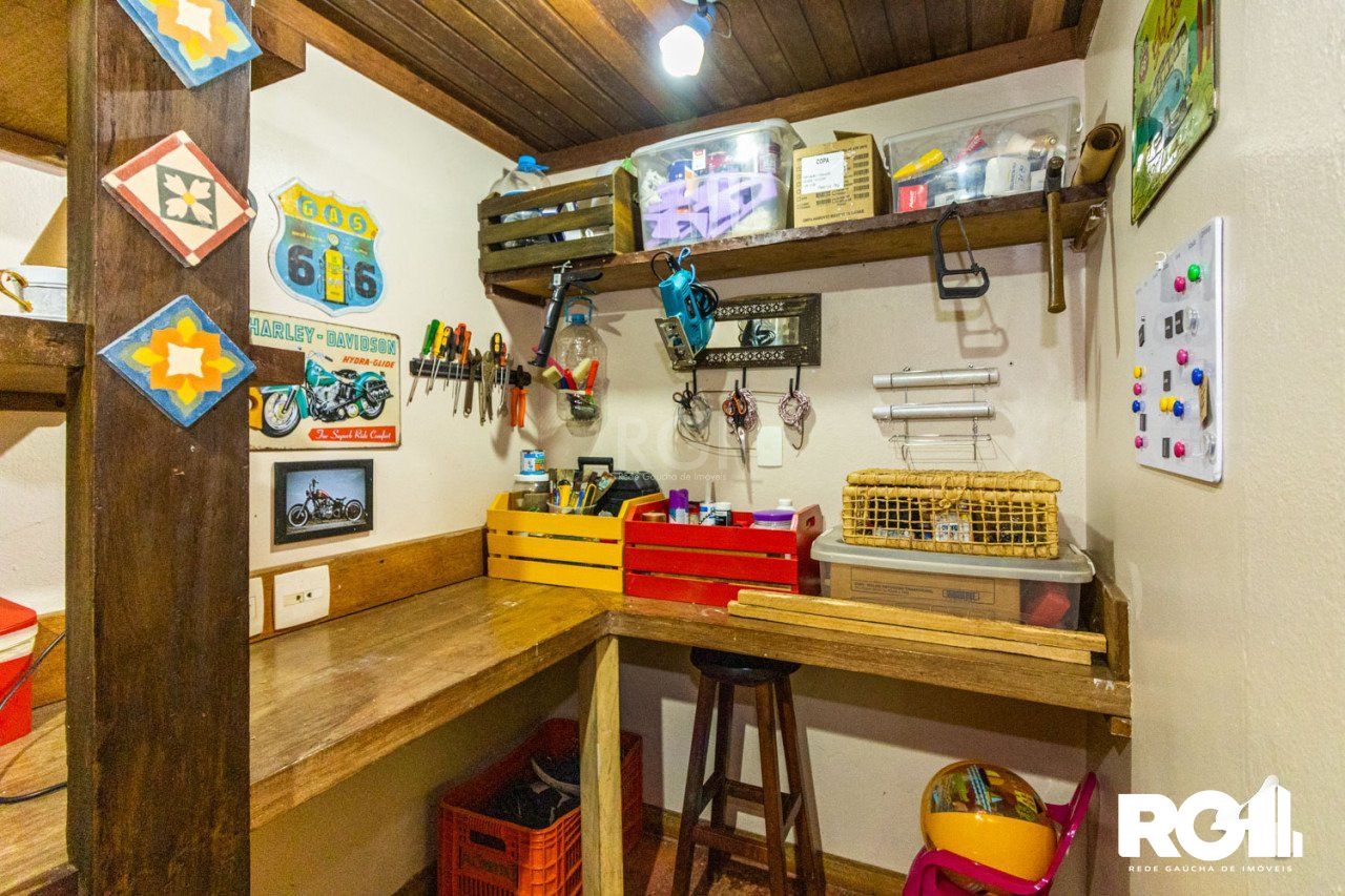 Casa de Condomínio à venda com 4 quartos, 231m² - Foto 37
