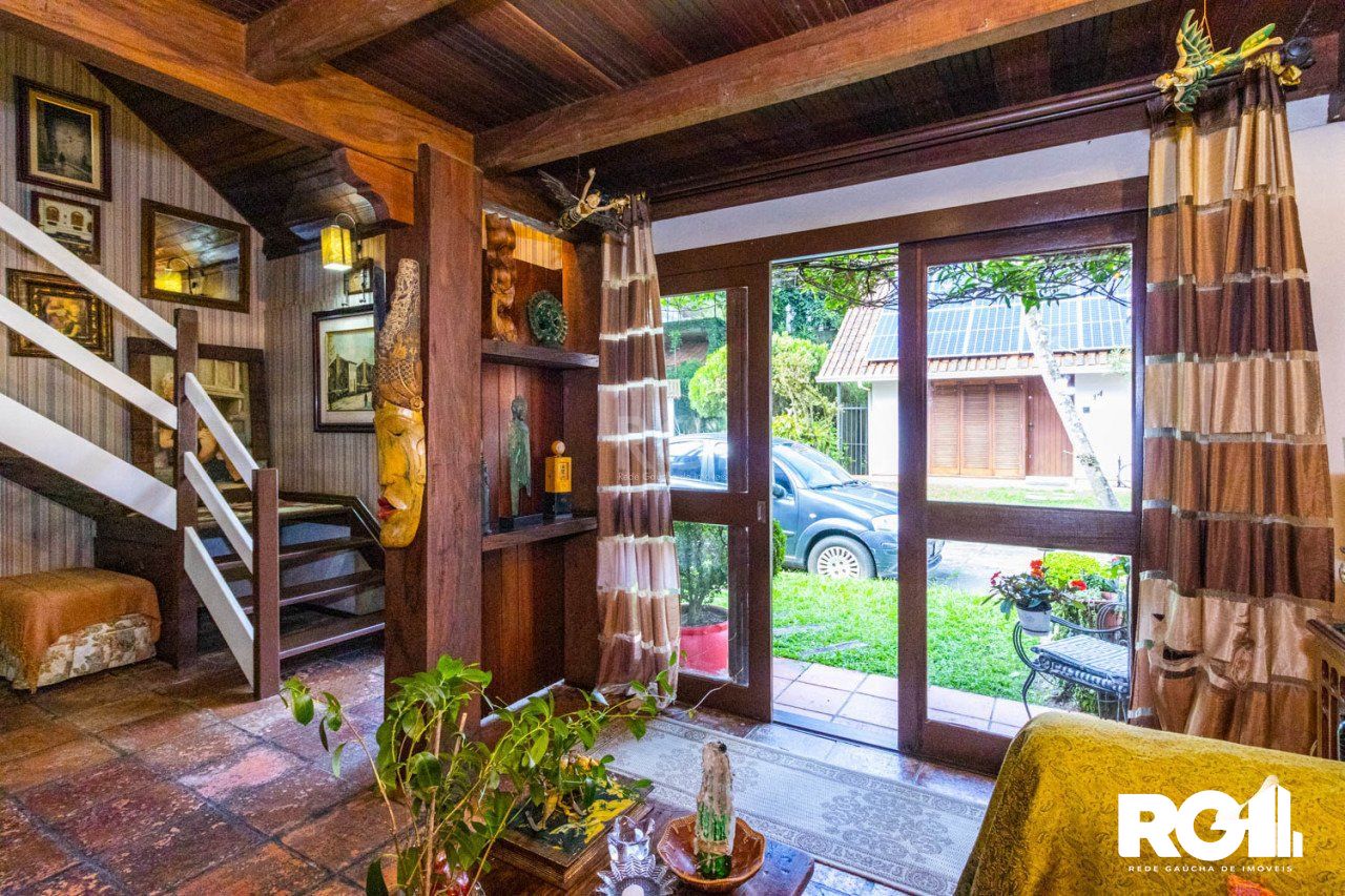 Casa de Condomínio à venda com 4 quartos, 231m² - Foto 7