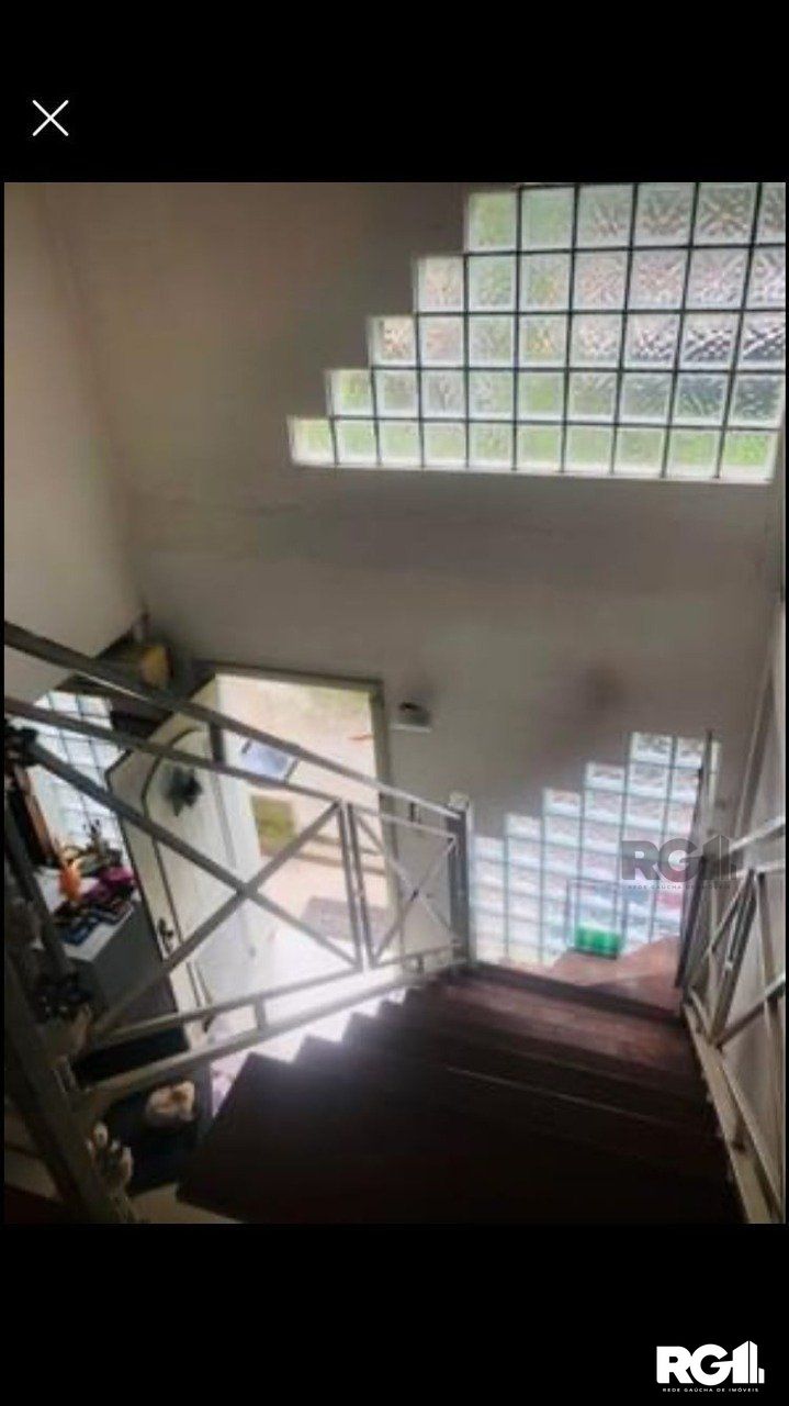 Casa à venda com 4 quartos, 357m² - Foto 2
