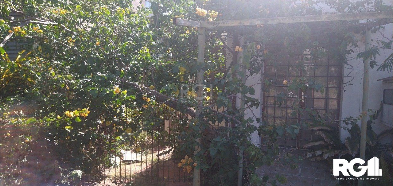 Casa à venda com 4 quartos, 201m² - Foto 32