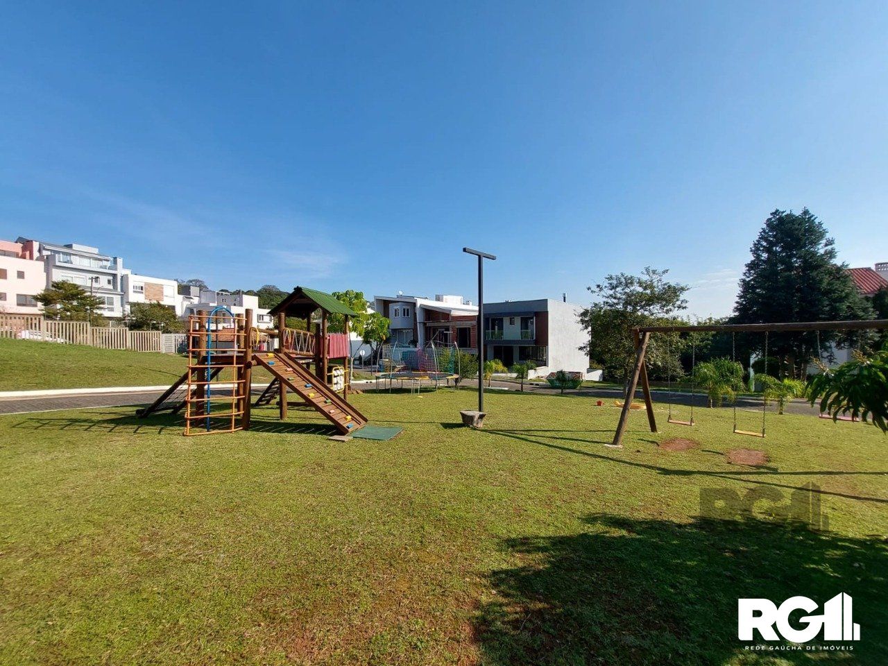 Casa de Condomínio à venda com 3 quartos, 296m² - Foto 53