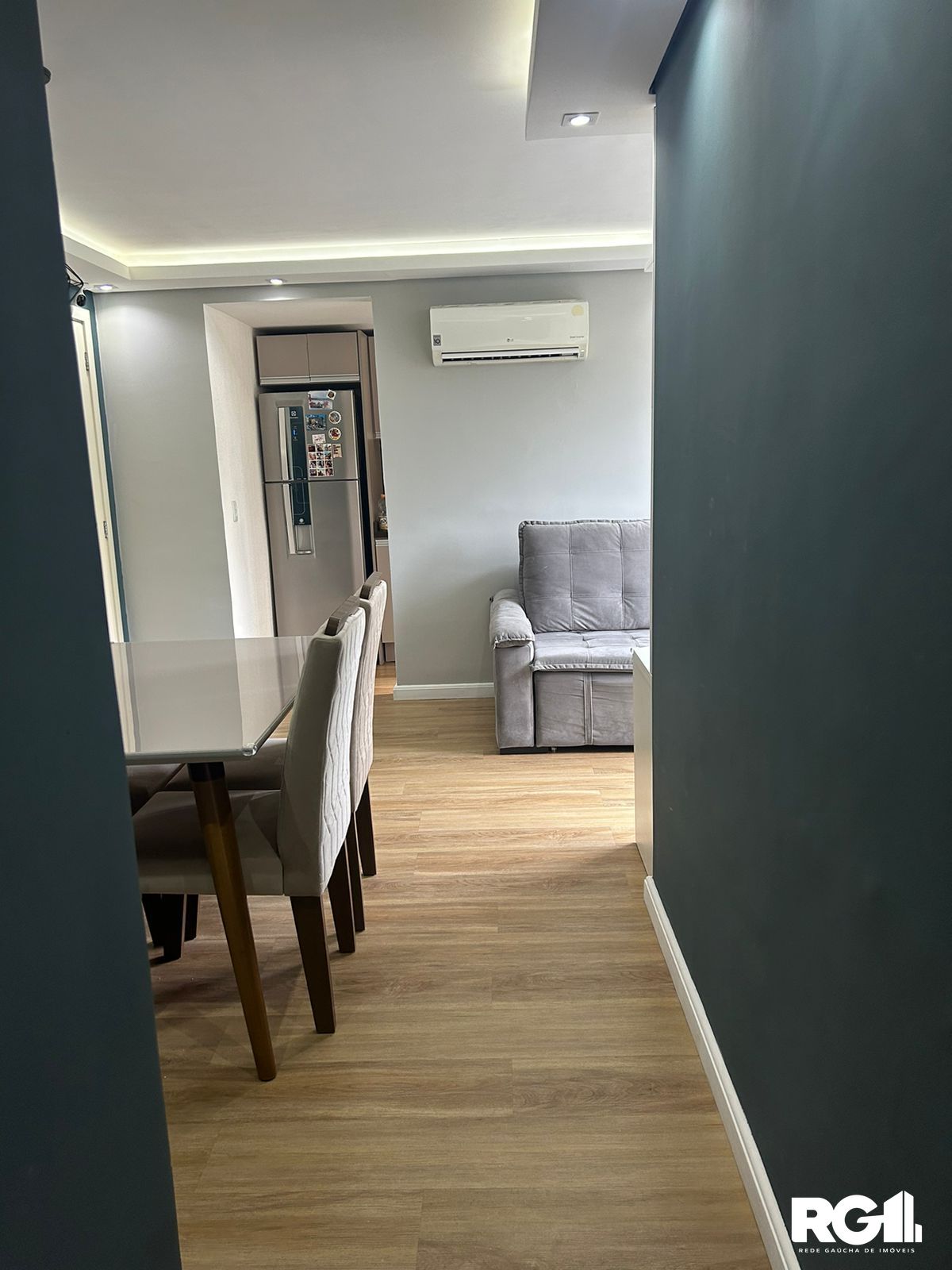 Apartamento à venda com 2 quartos, 47m² - Foto 3