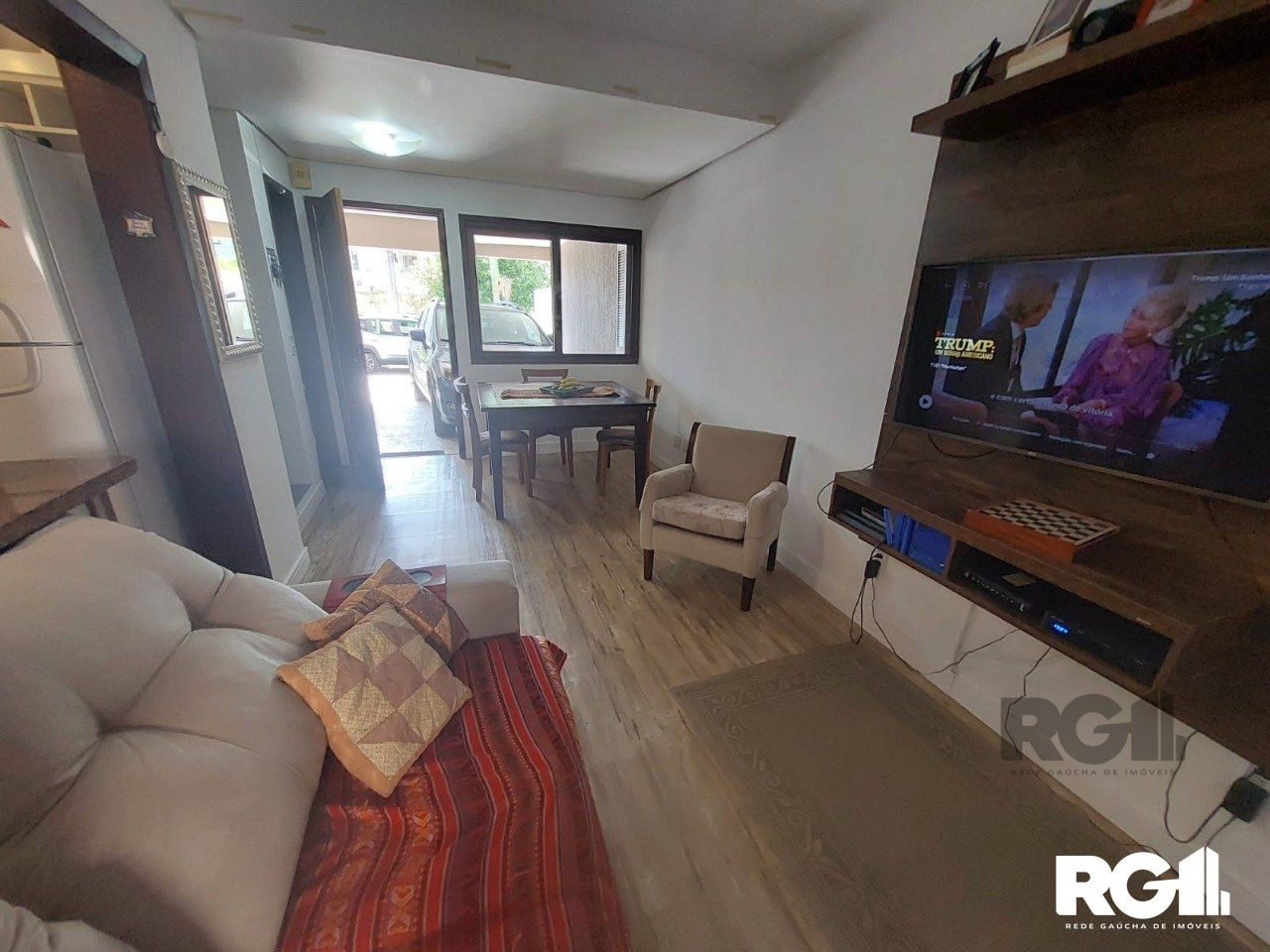Casa à venda com 3 quartos, 191m² - Foto 3