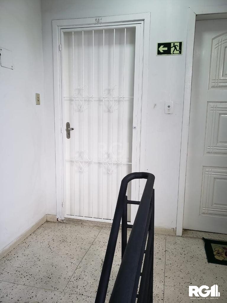 Kitnet e Studio à venda com 1 quarto, 28m² - Foto 5