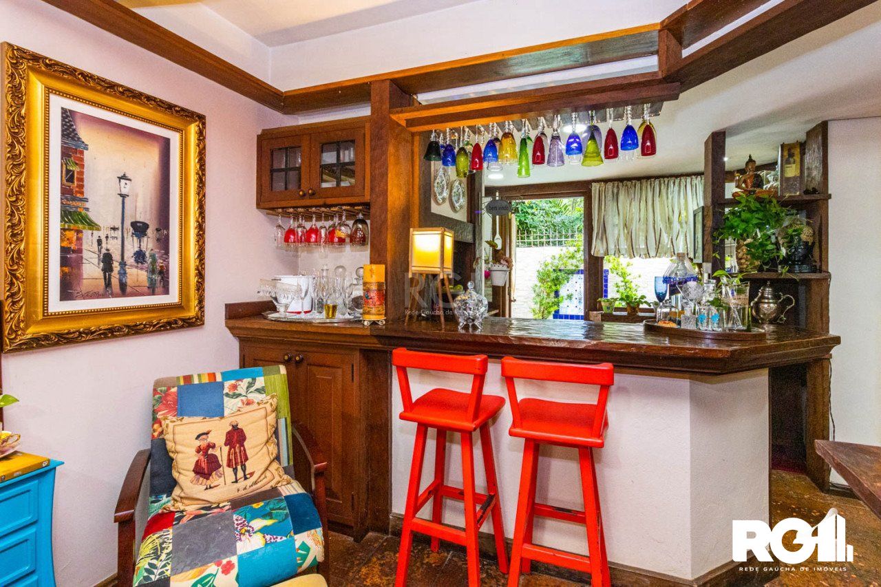 Casa de Condomínio à venda com 4 quartos, 231m² - Foto 6
