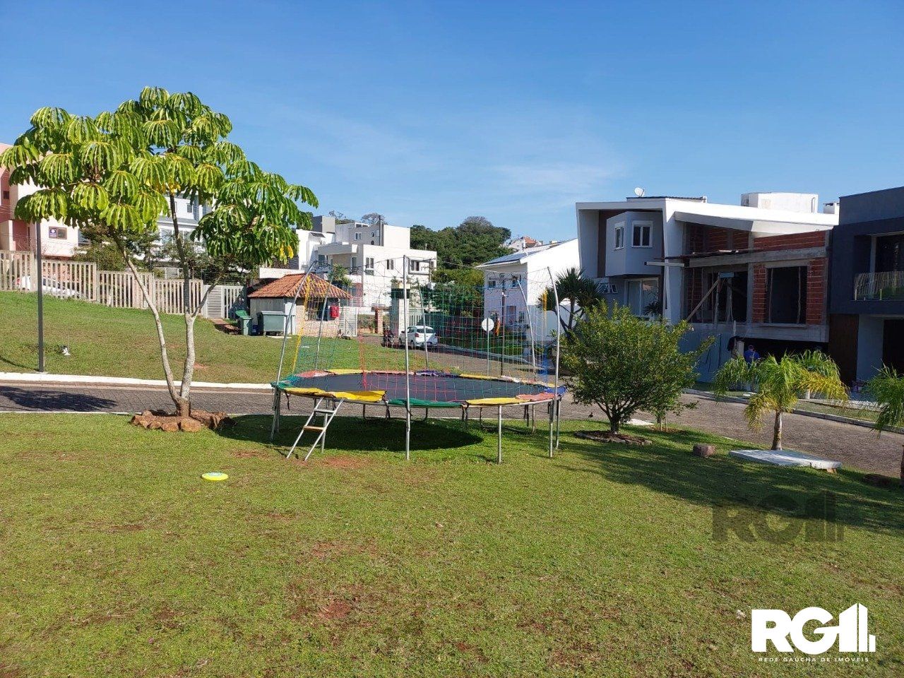 Casa de Condomínio à venda com 3 quartos, 296m² - Foto 55