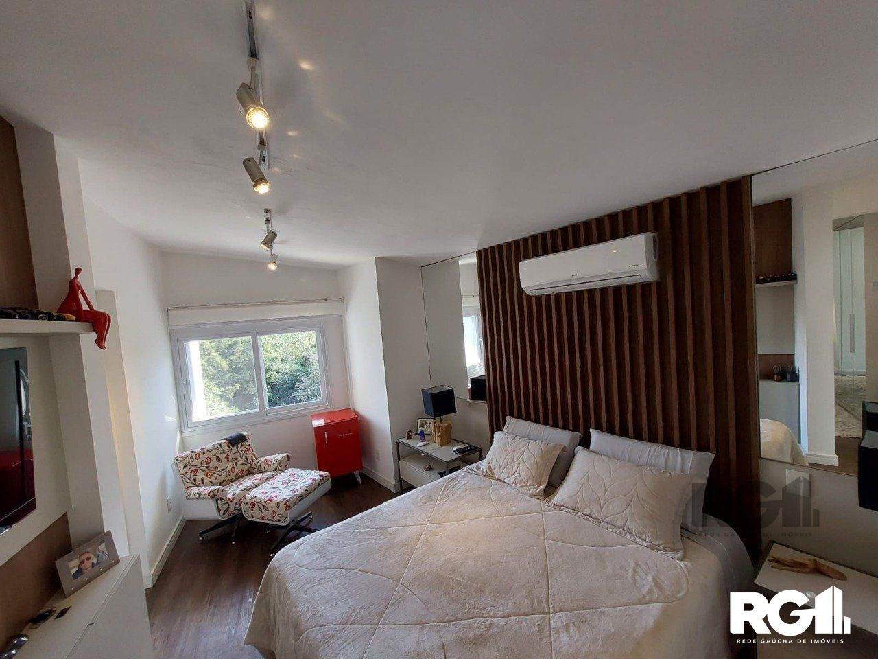 Casa de Condomínio à venda com 3 quartos, 296m² - Foto 38