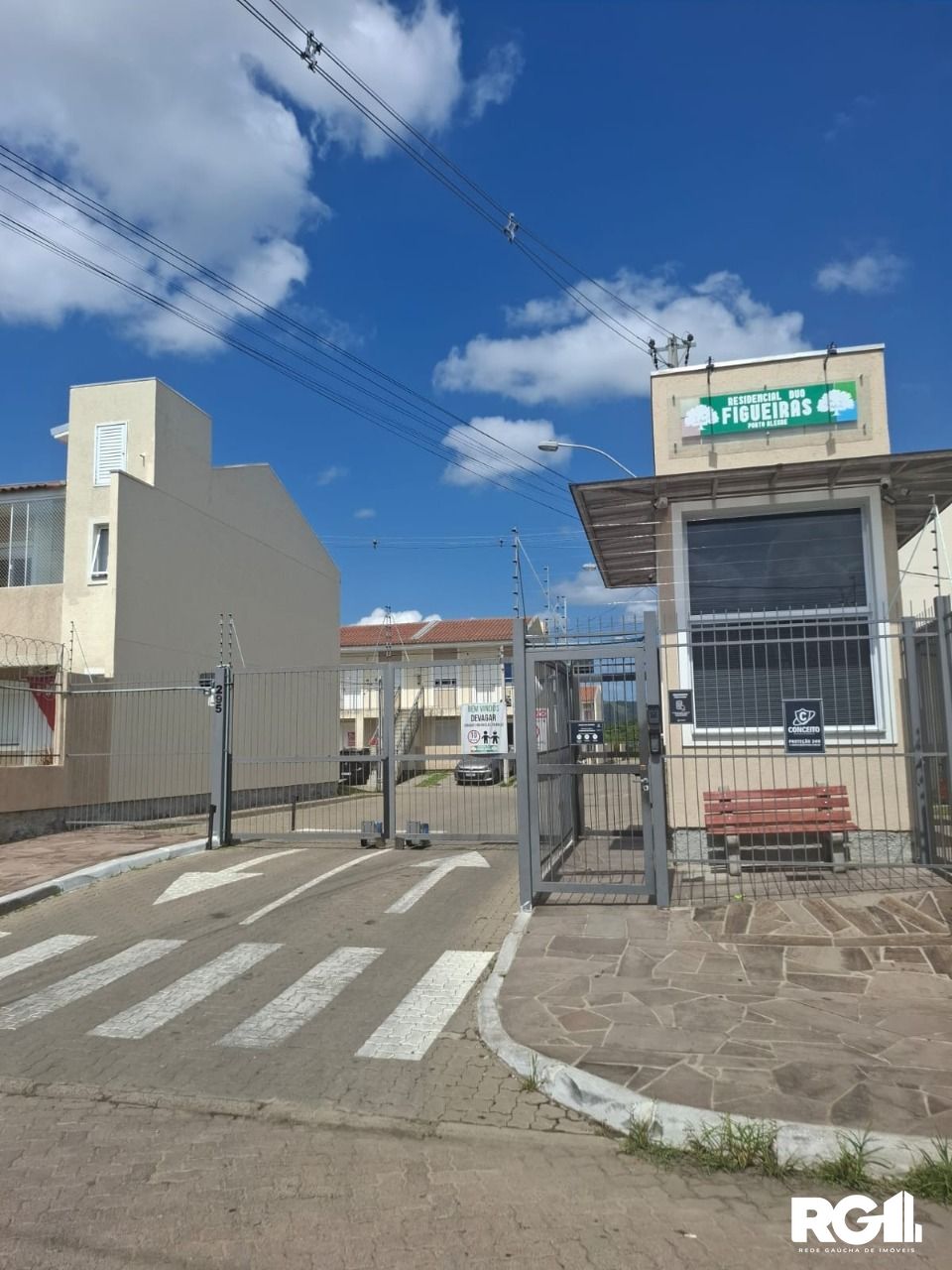 Casa de Condomínio à venda com 2 quartos, 49m² - Foto 1