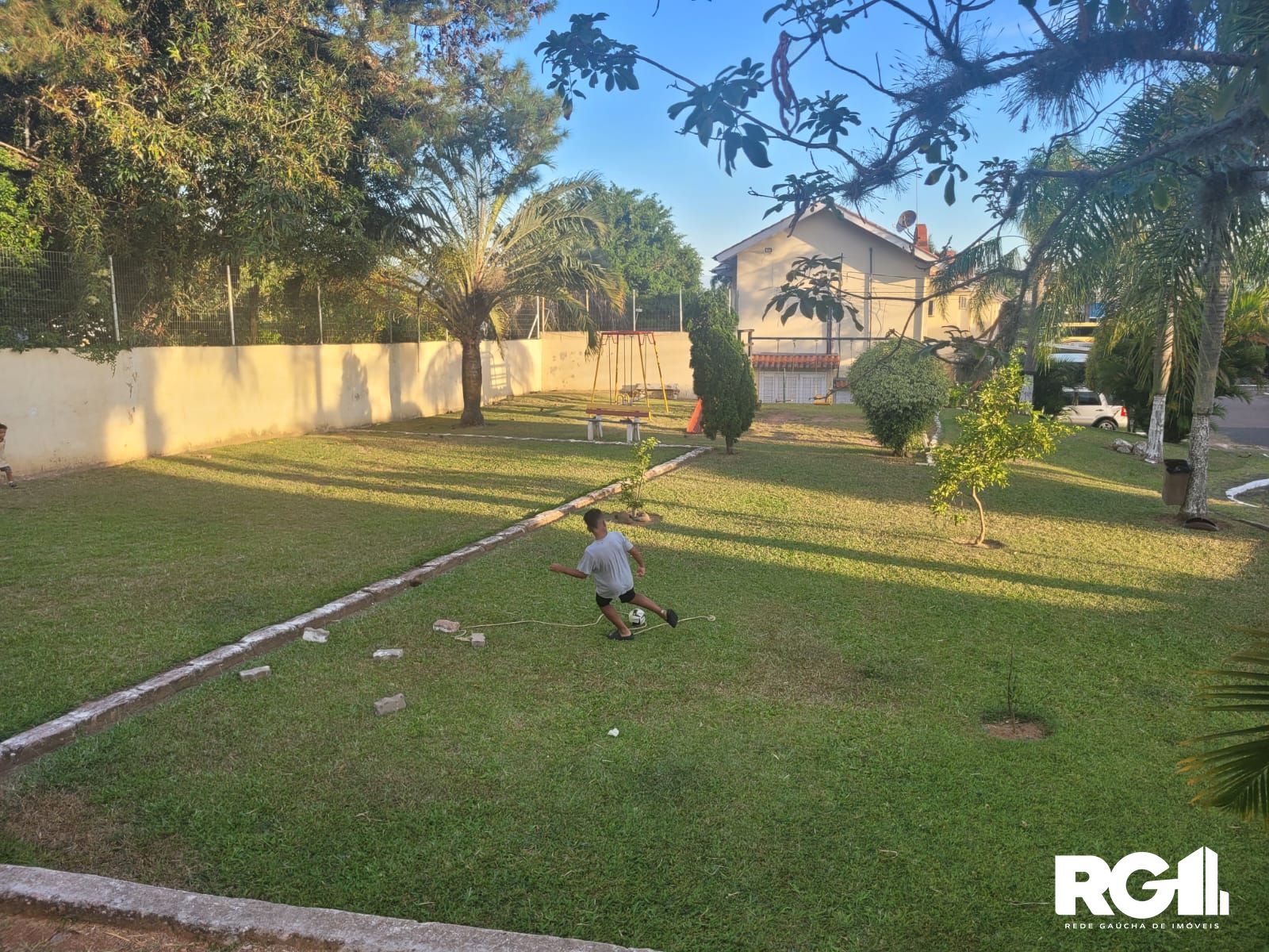 Casa de Condomínio à venda com 3 quartos, 118m² - Foto 4