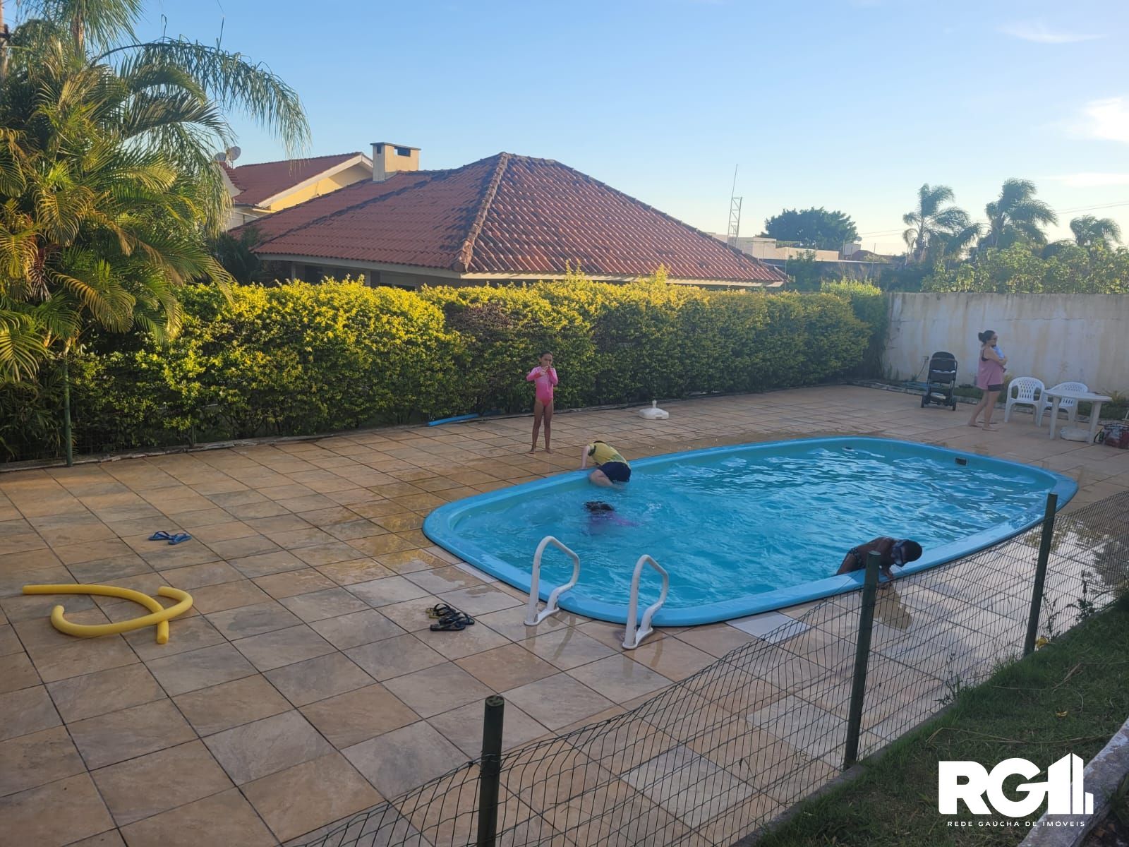 Casa de Condomínio à venda com 3 quartos, 118m² - Foto 3