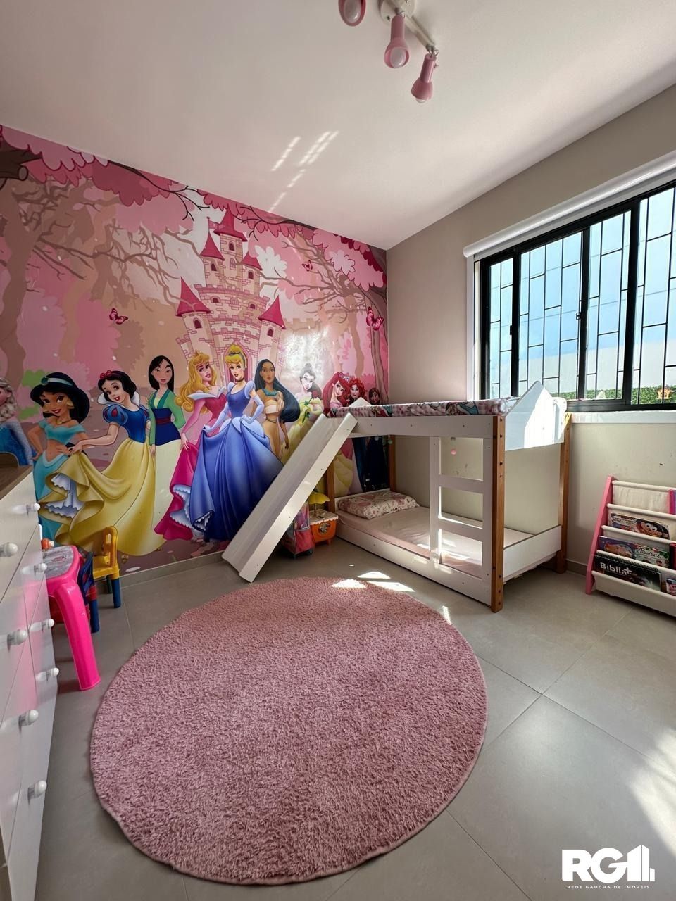 Casa à venda com 3 quartos, 70m² - Foto 12