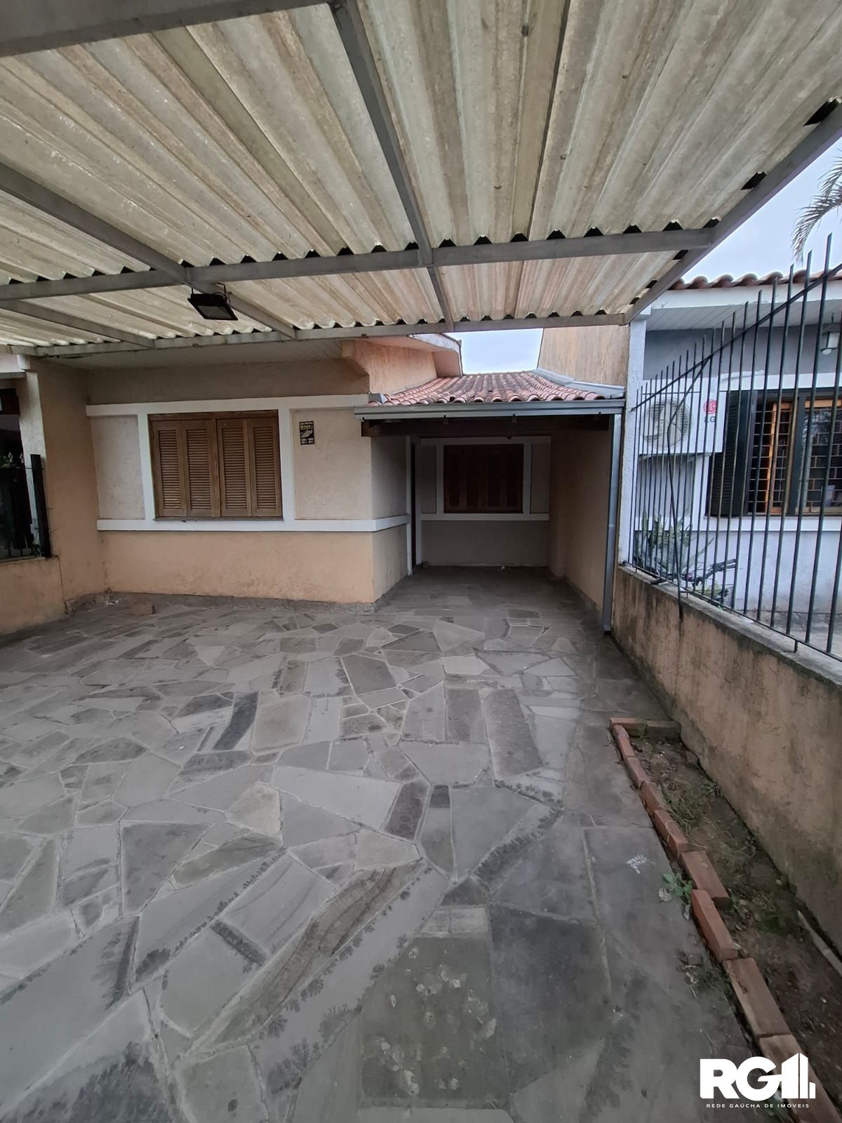 Casa à venda com 3 quartos, 60m² - Foto 3