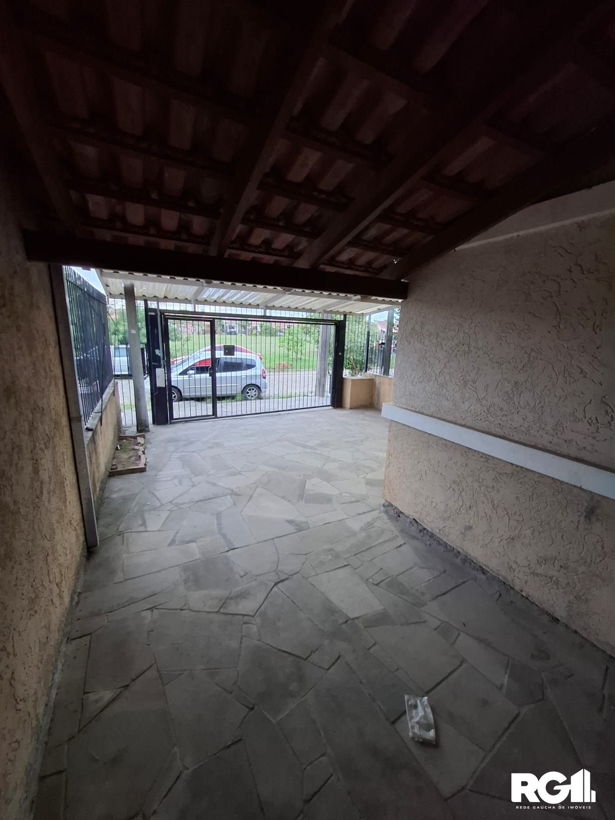 Casa à venda com 3 quartos, 60m² - Foto 4