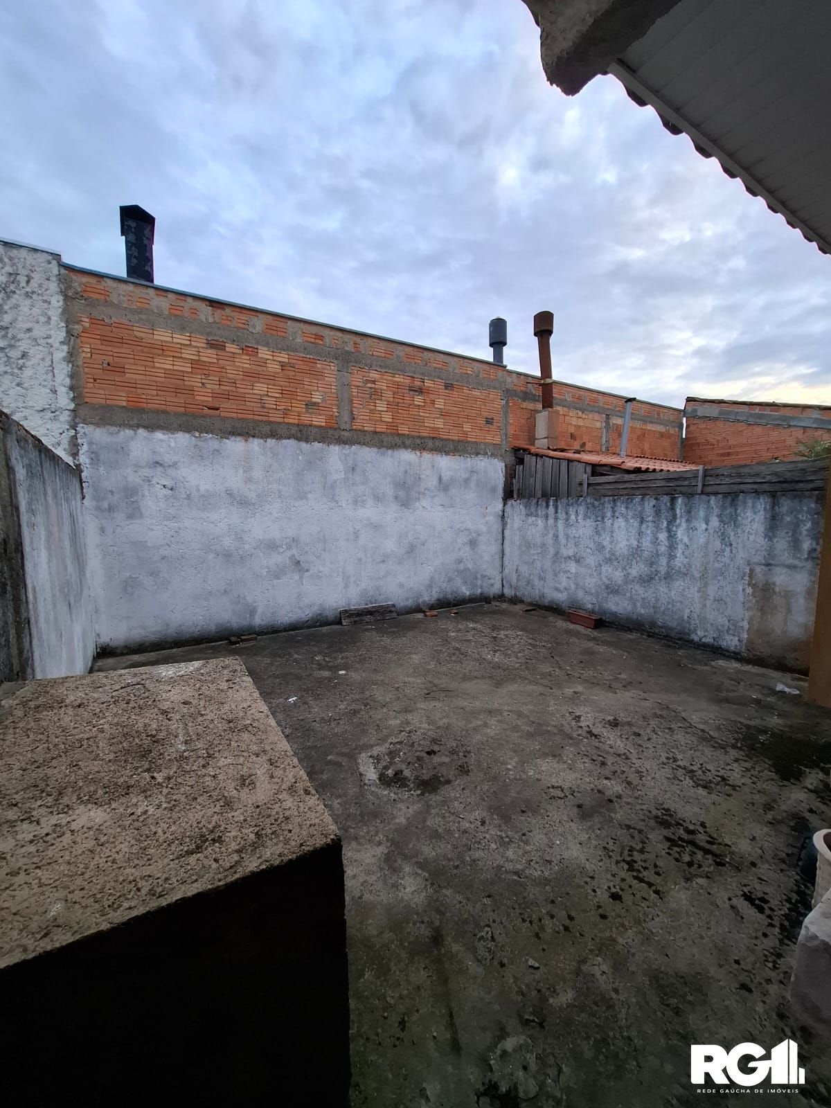 Casa à venda com 3 quartos, 60m² - Foto 15