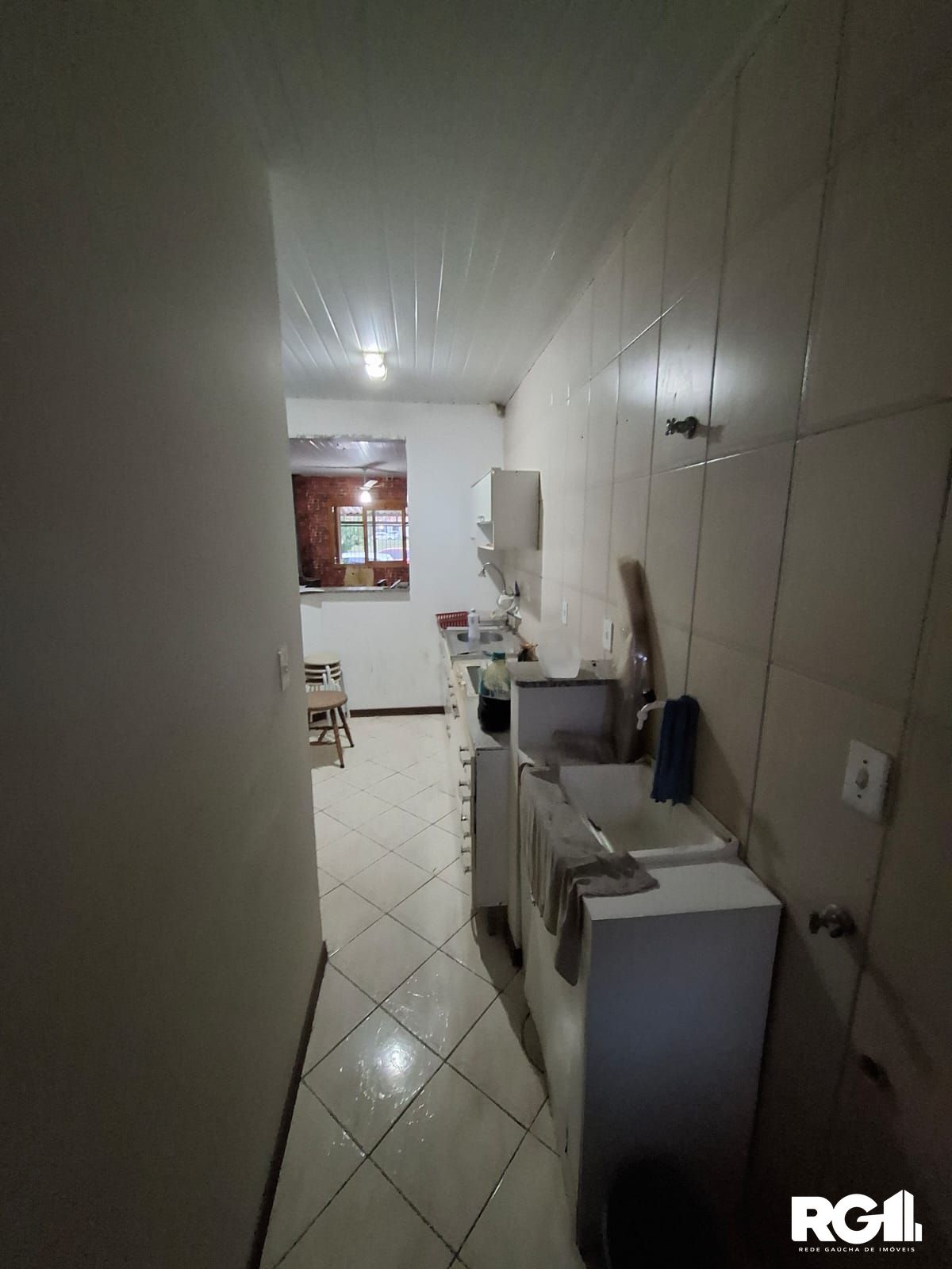 Casa à venda com 3 quartos, 60m² - Foto 7