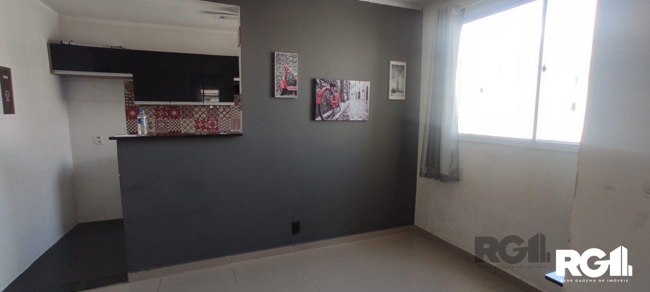 Apartamento à venda com 2 quartos, 47m² - Foto 2