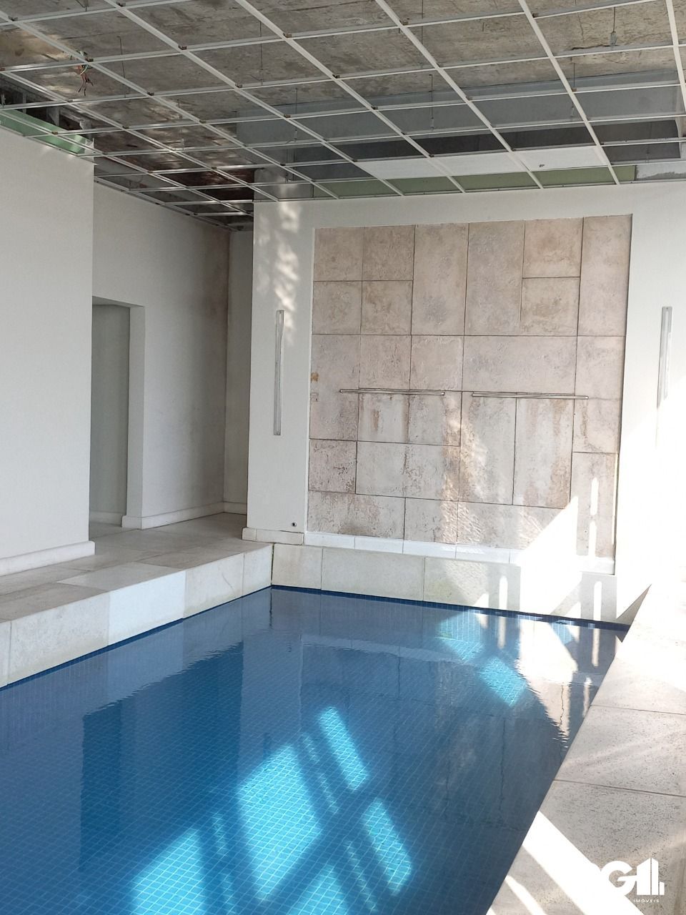 Apartamento à venda com 1 quarto, 38m² - Foto 18