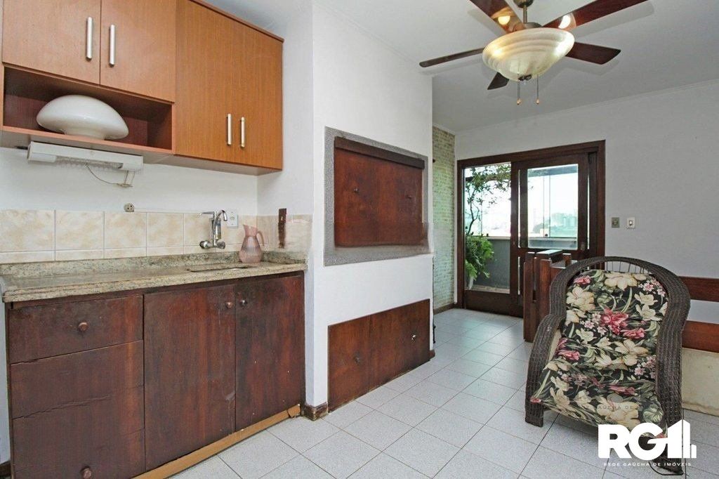 Apartamento à venda com 3 quartos, 205m² - Foto 9