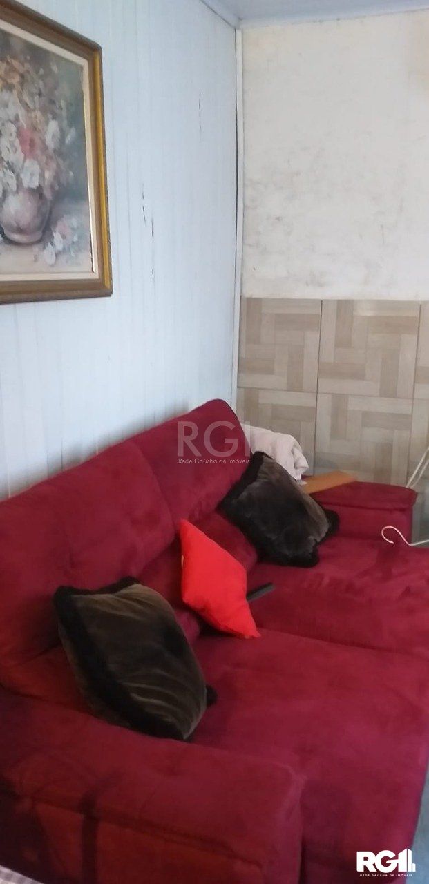 Casa à venda com 1 quarto, 49m² - Foto 2