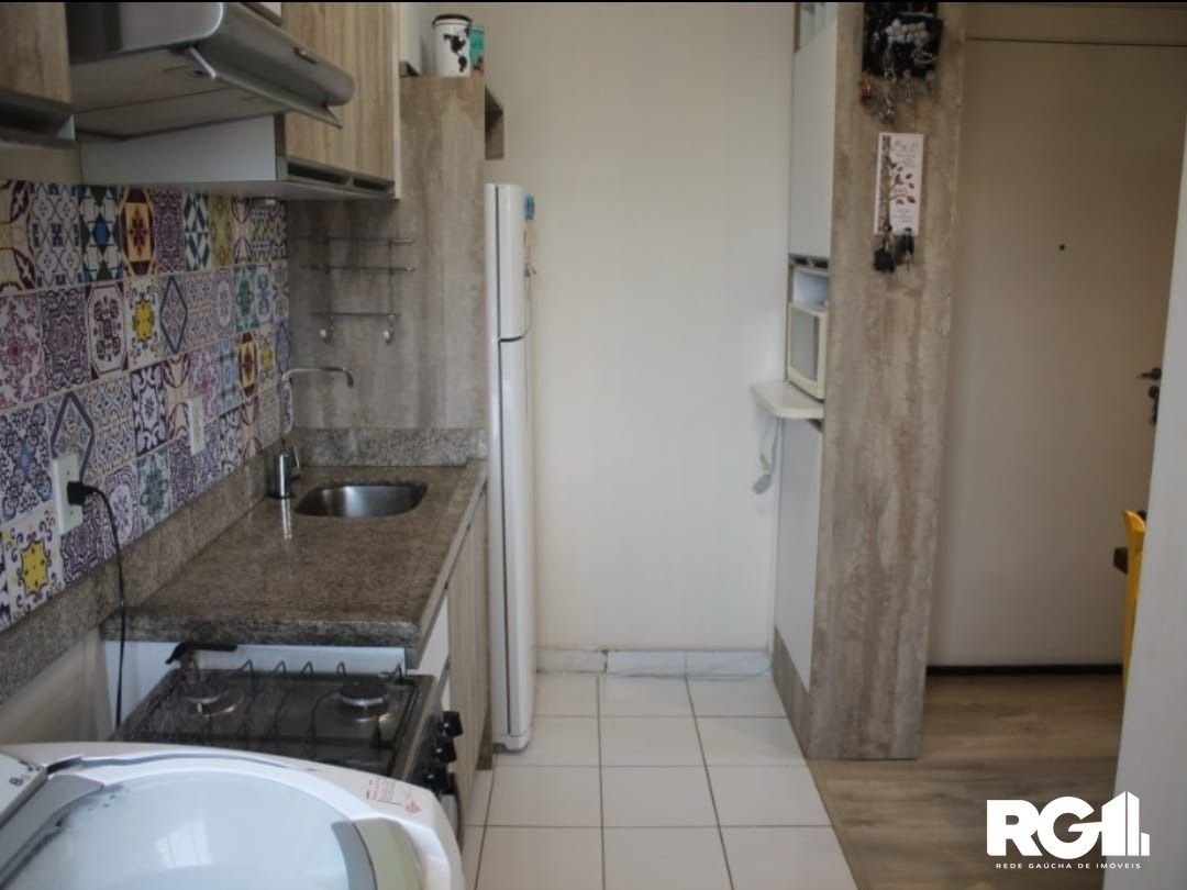 Apartamento à venda com 2 quartos, 43m² - Foto 9