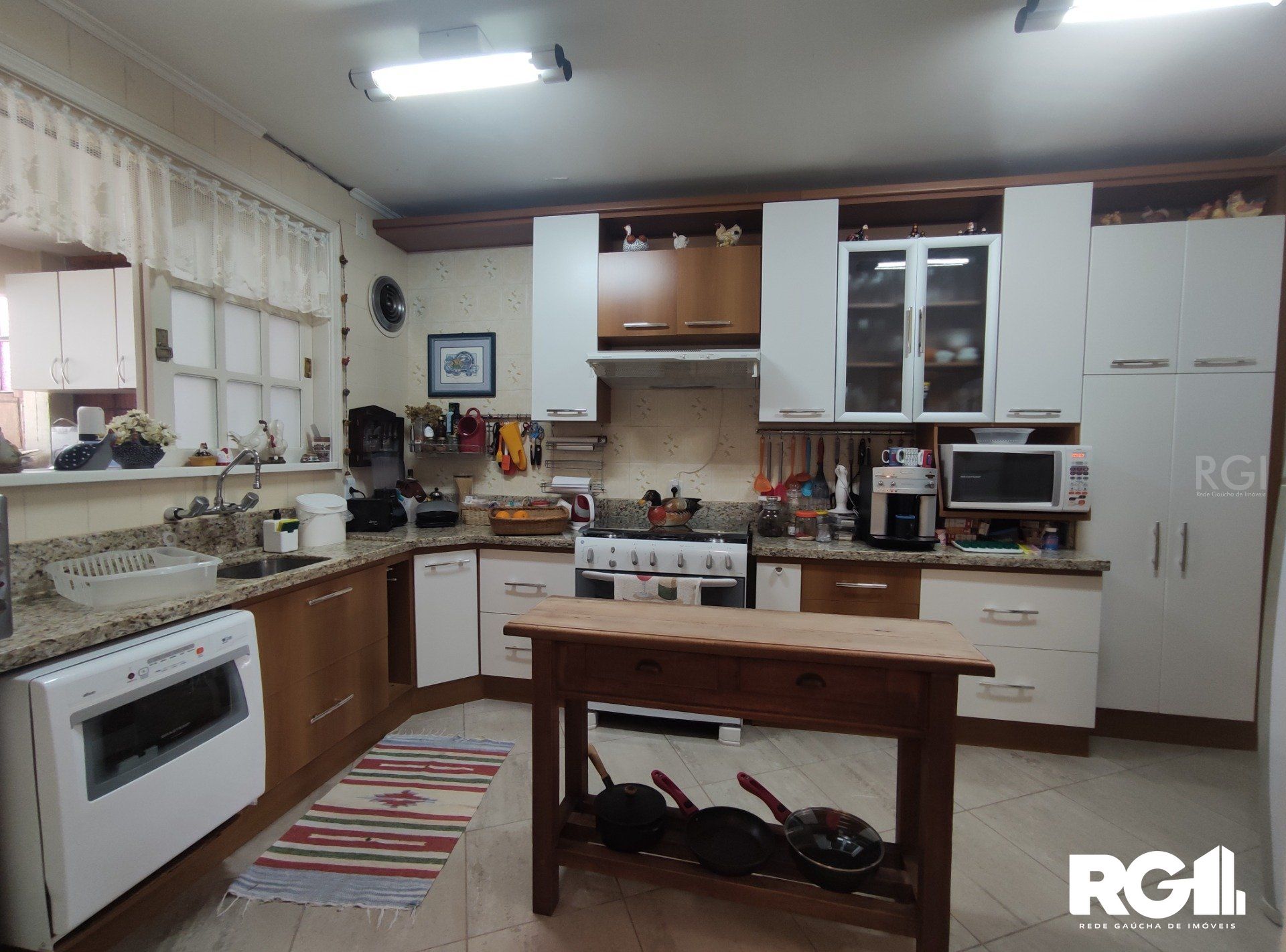 Sobrado à venda com 3 quartos, 200m² - Foto 6