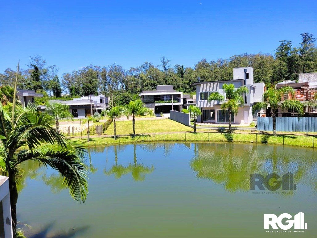 Casa de Condomínio à venda com 3 quartos, 221m² - Foto 59