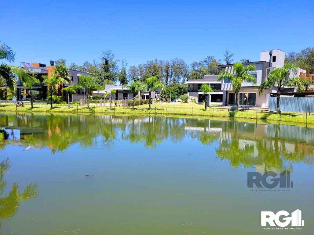 Casa de Condomínio à venda com 3 quartos, 221m² - Foto 58
