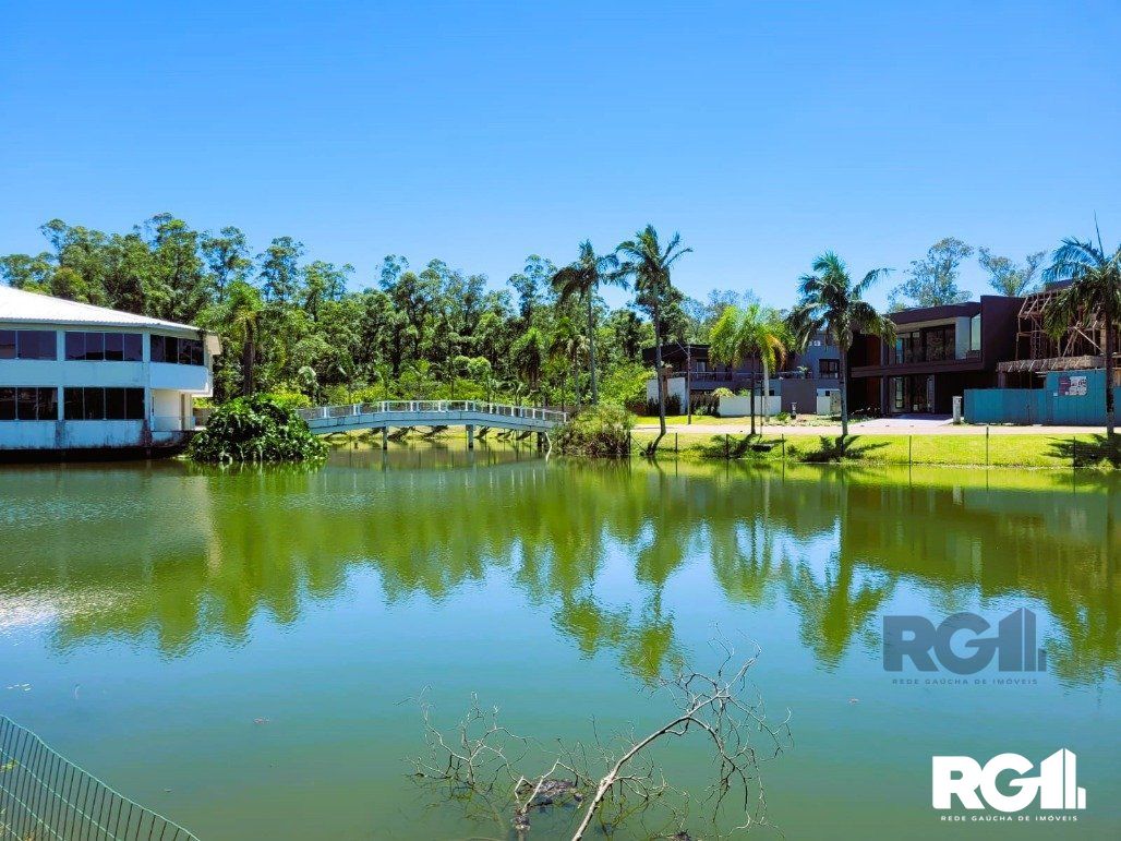 Casa de Condomínio à venda com 3 quartos, 221m² - Foto 64