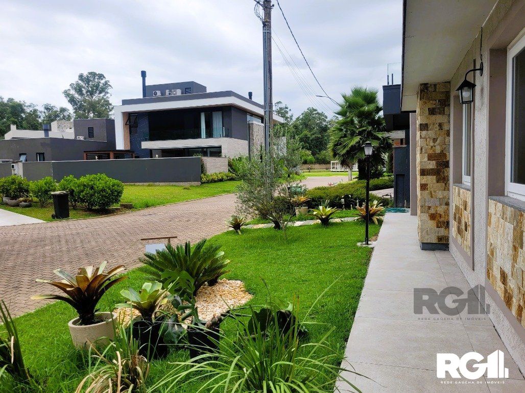 Casa de Condomínio à venda com 3 quartos, 221m² - Foto 5