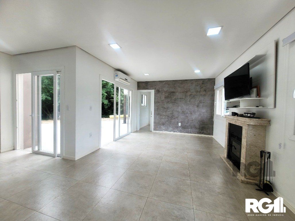 Casa de Condomínio à venda com 3 quartos, 221m² - Foto 12