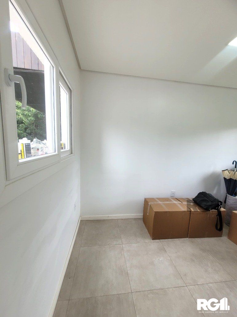 Casa de Condomínio à venda com 3 quartos, 221m² - Foto 18