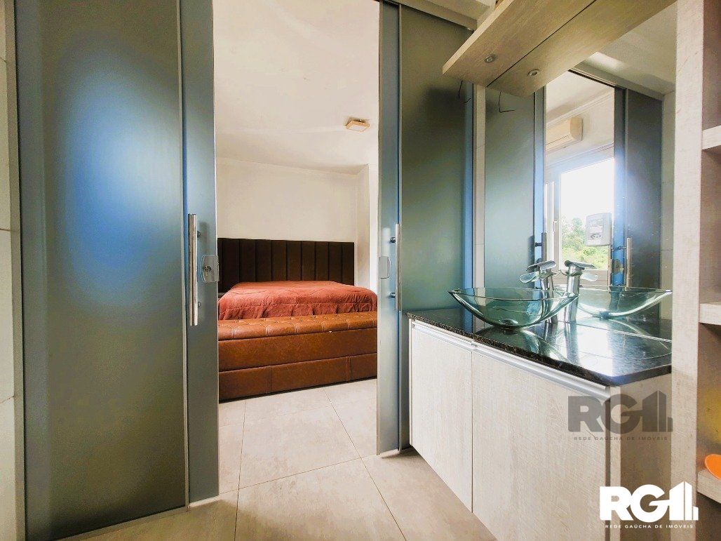 Casa de Condomínio à venda com 3 quartos, 221m² - Foto 36