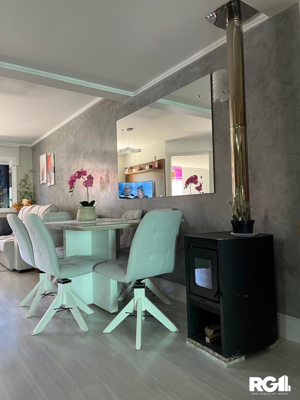 Casa à venda com 3 quartos, 110m² - Foto 4