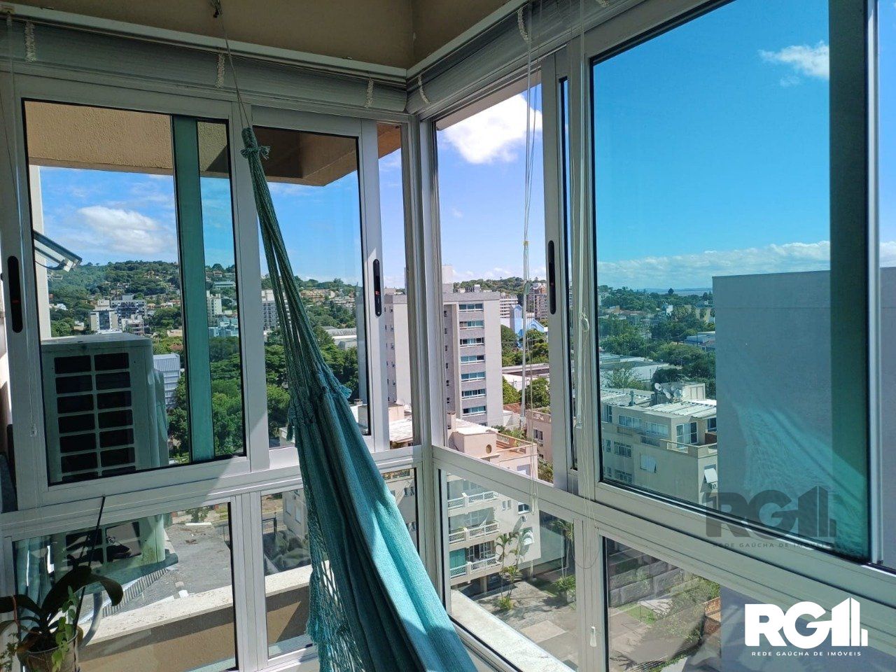 Apartamento à venda com 2 quartos, 68m² - Foto 10