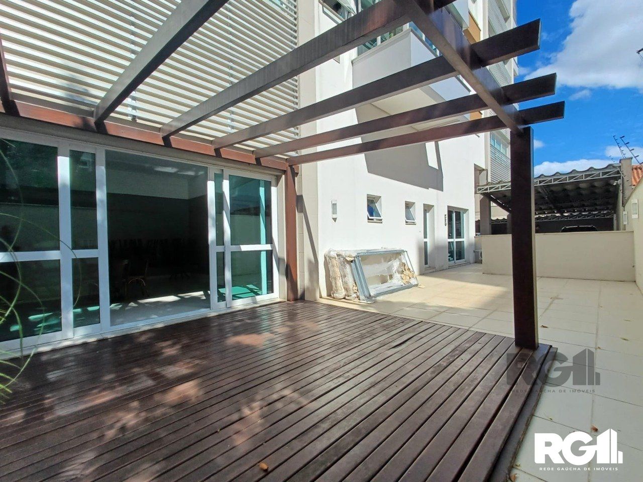 Apartamento à venda com 2 quartos, 68m² - Foto 25