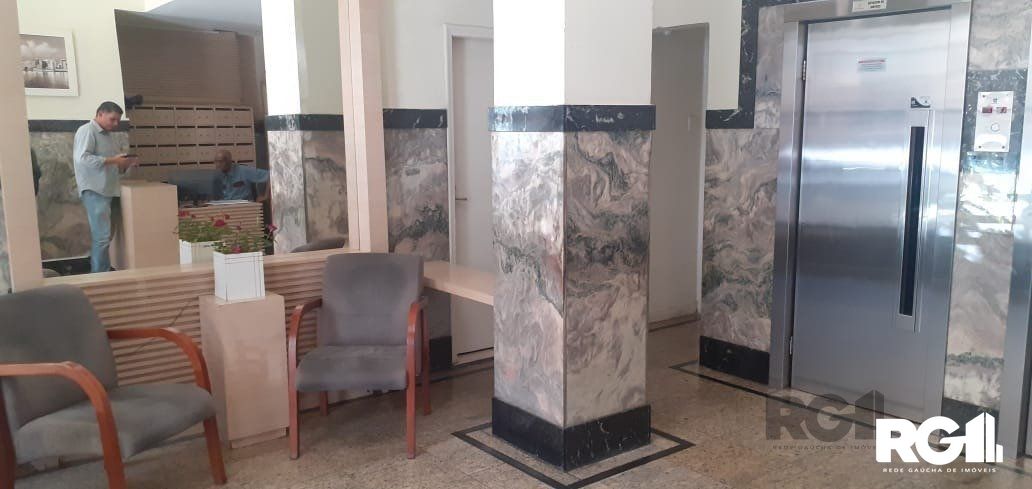 Apartamento à venda com 3 quartos, 88m² - Foto 2