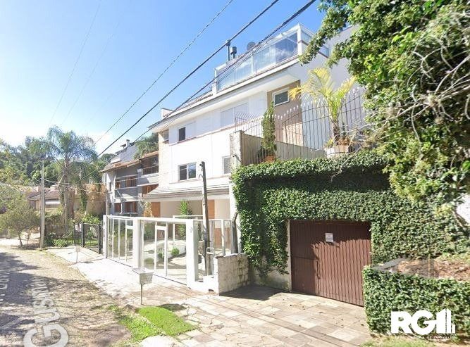 Casa de Condomínio à venda com 3 quartos, 296m² - Foto 1