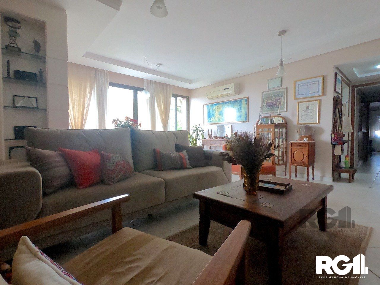 Apartamento à venda com 3 quartos, 94m² - Foto 3
