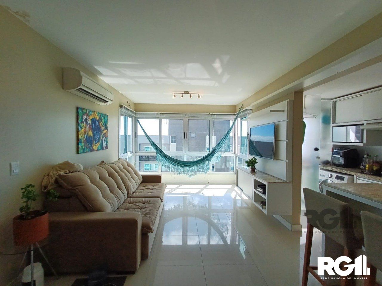 Apartamento à venda com 2 quartos, 68m² - Foto 8