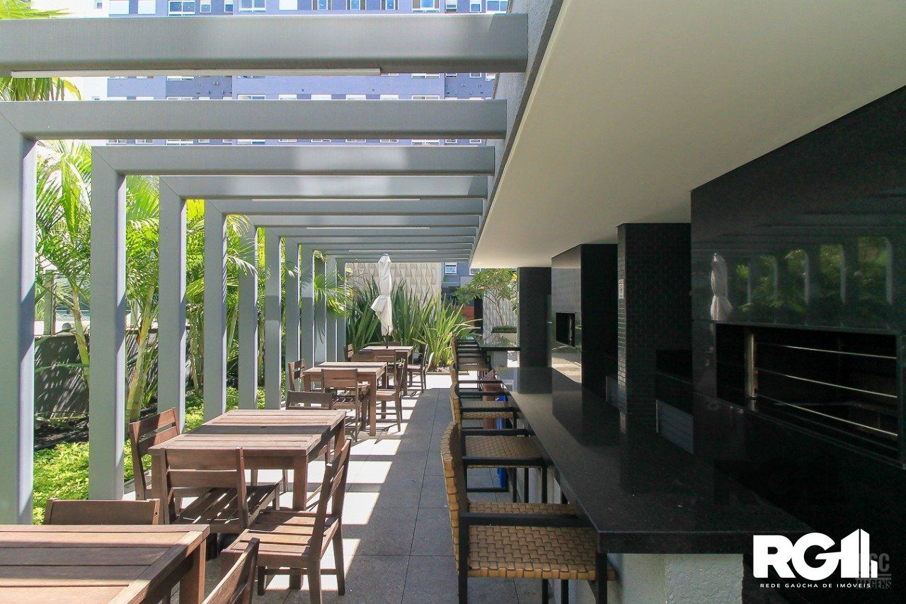 Apartamento à venda com 2 quartos, 56m² - Foto 33