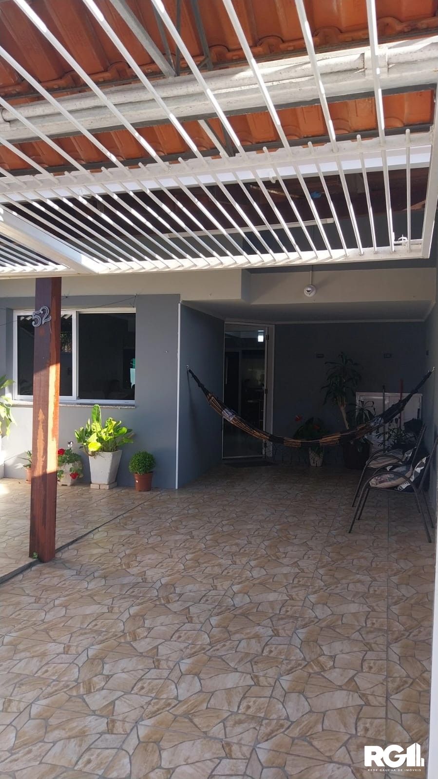 Casa à venda com 3 quartos, 110m² - Foto 1
