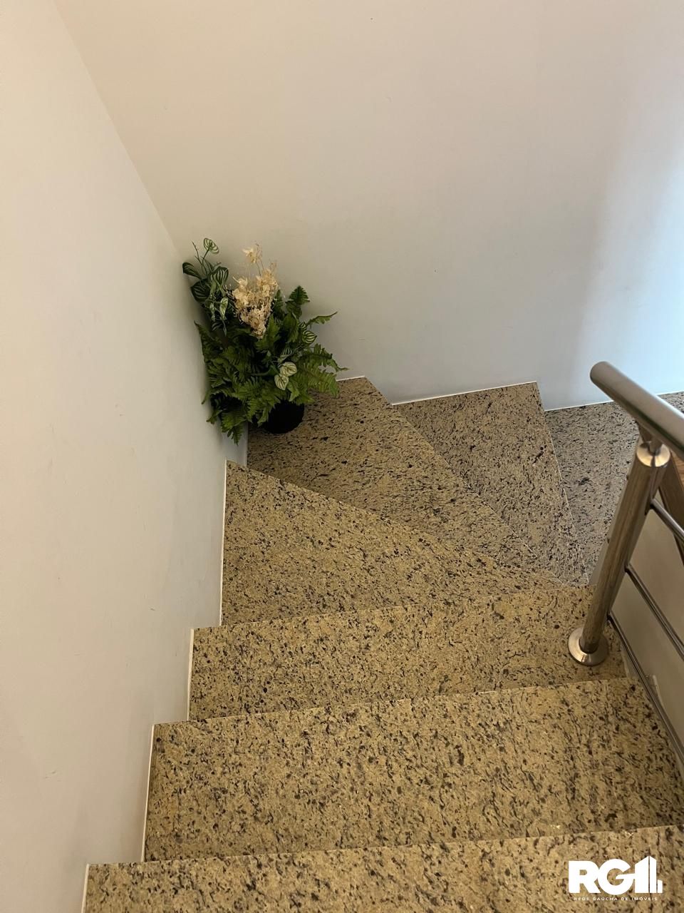 Casa à venda com 3 quartos, 110m² - Foto 14