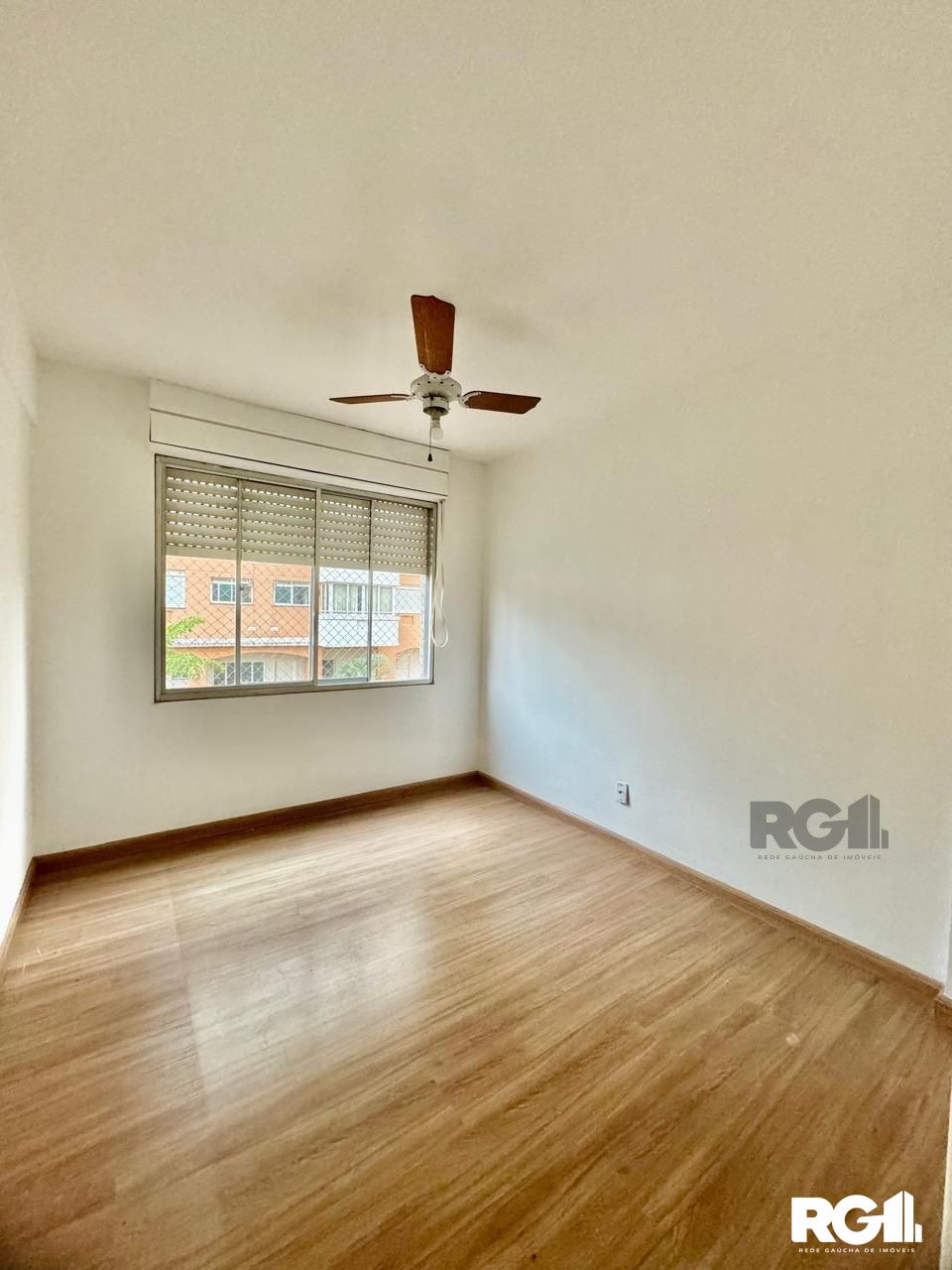 Apartamento à venda com 2 quartos, 57m² - Foto 7