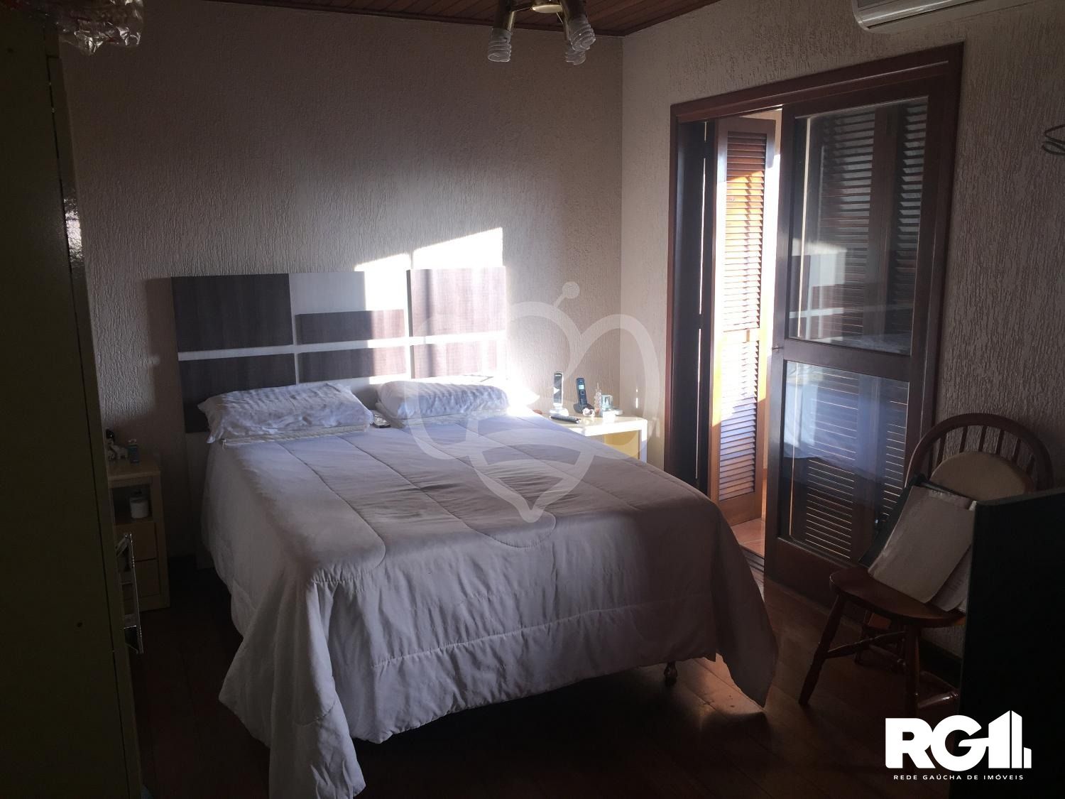 Casa à venda com 4 quartos, 265m² - Foto 12