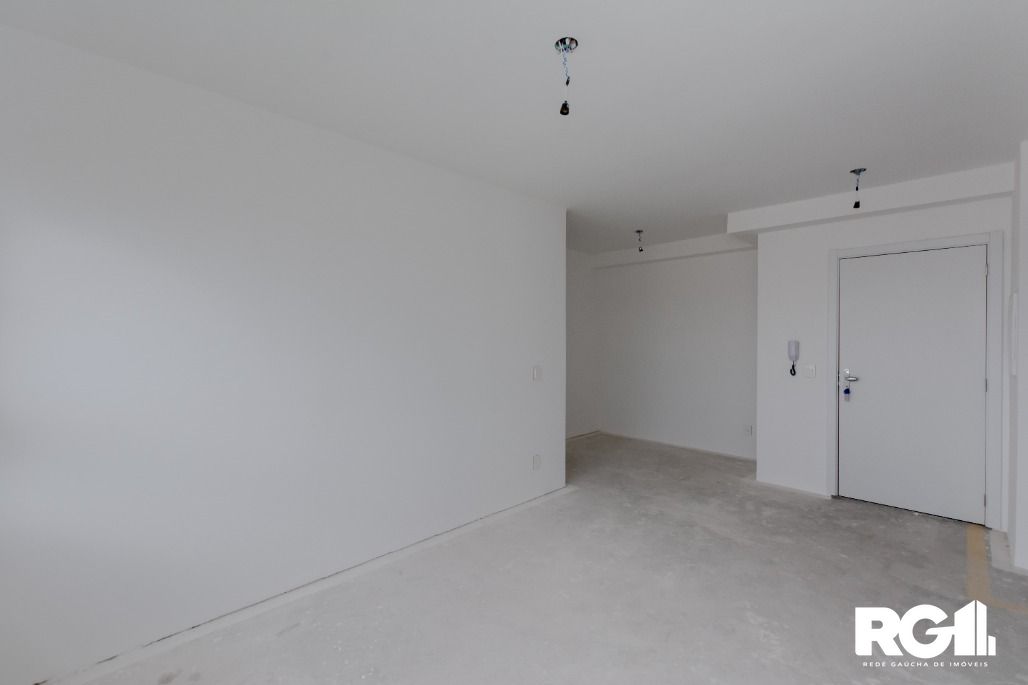 Apartamento à venda com 3 quartos, 76m² - Foto 4