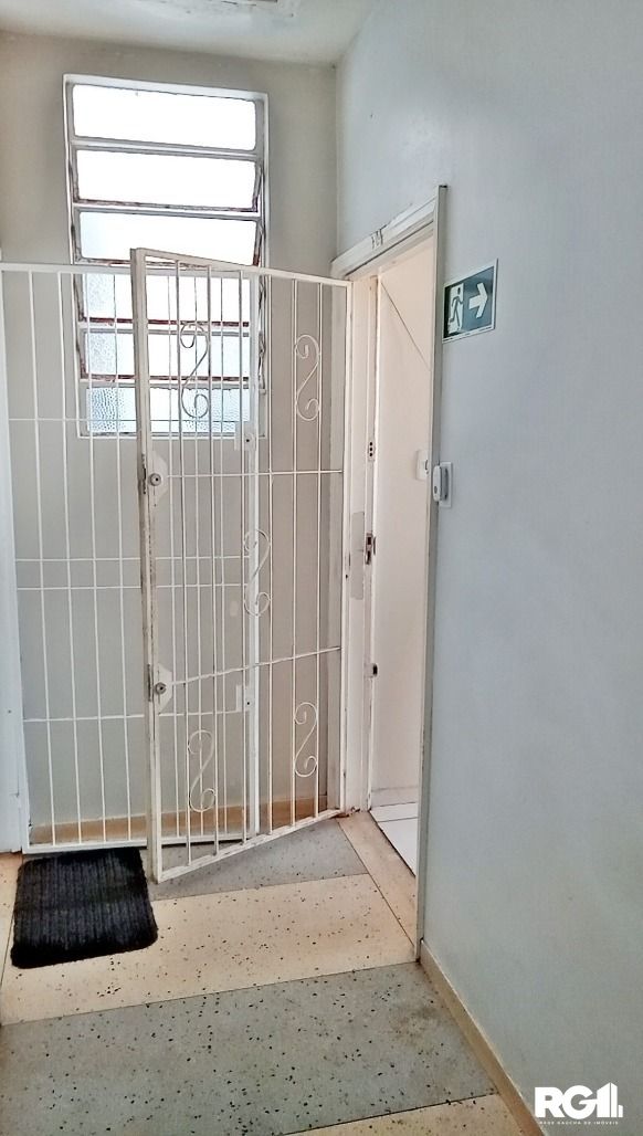 Apartamento à venda com 2 quartos, 58m² - Foto 22