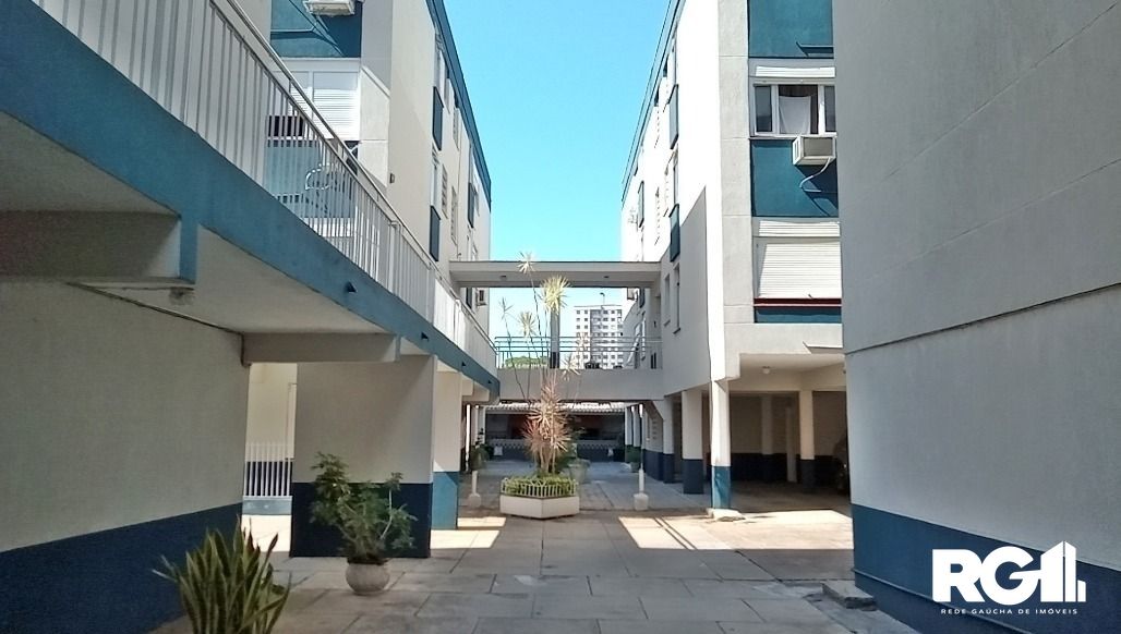 Apartamento à venda com 2 quartos, 58m² - Foto 2
