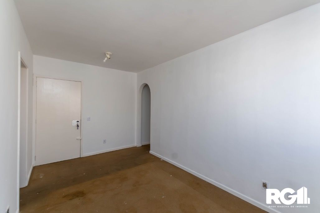 Apartamento à venda com 1 quarto, 45m² - Foto 2