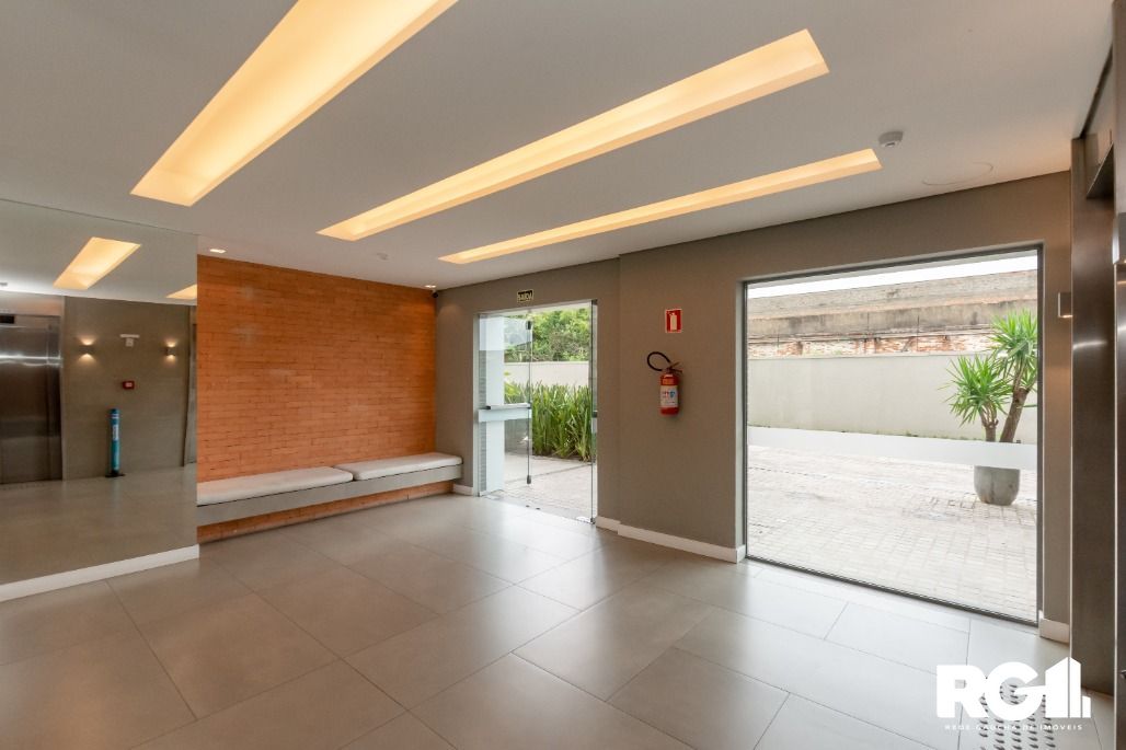 Apartamento à venda com 3 quartos, 76m² - Foto 43
