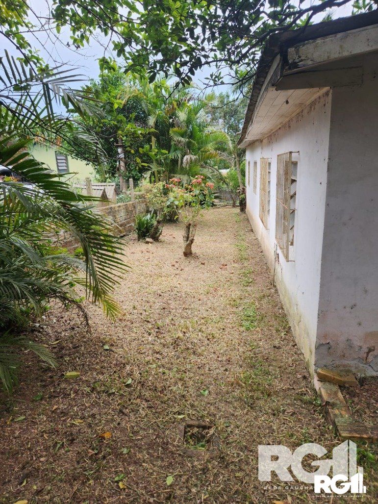 Casa à venda com 2 quartos, 62m² - Foto 9